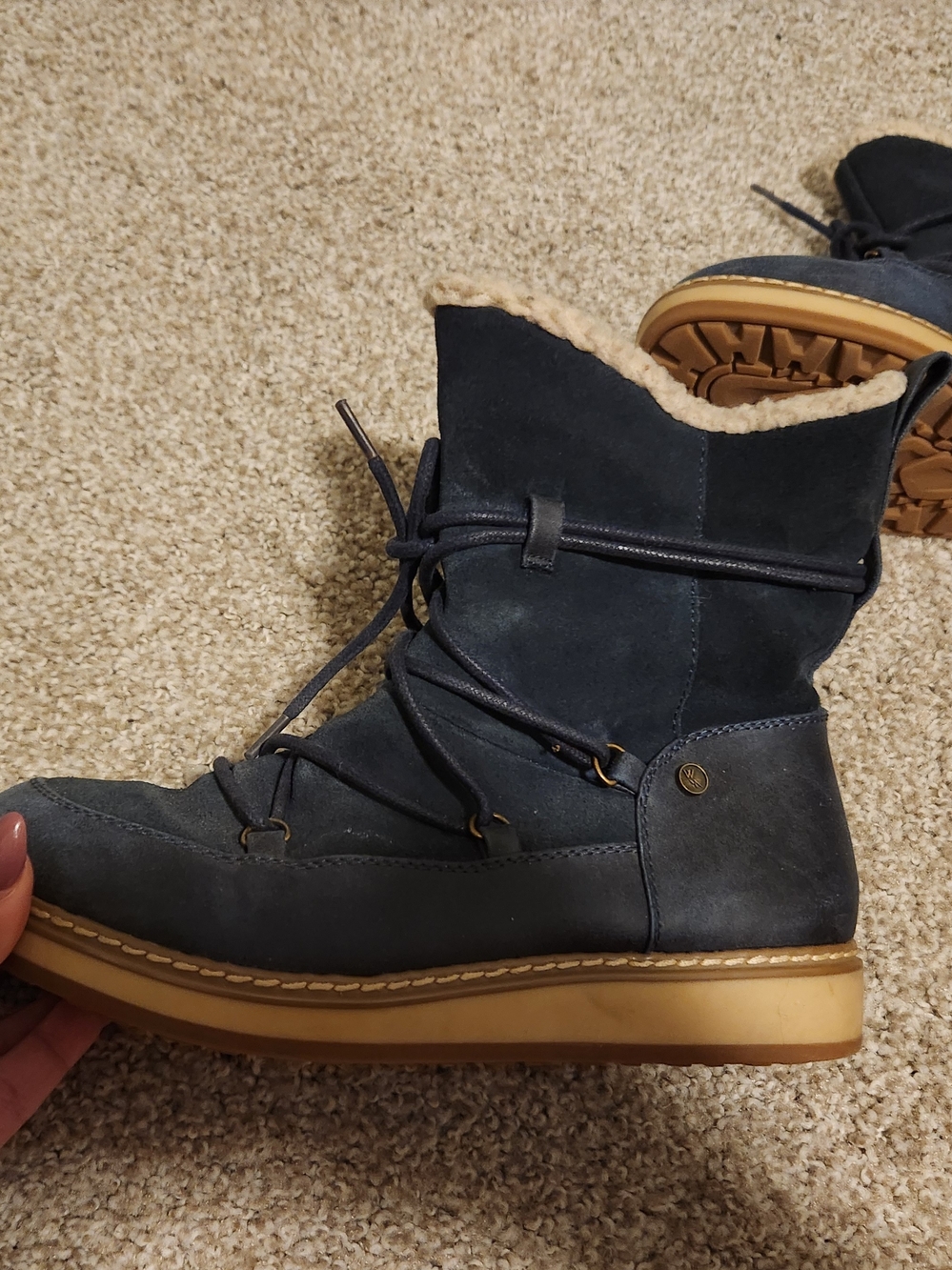 Women’s Navy Suede Sherpa-Lined Lace-Up Winter Boot 8